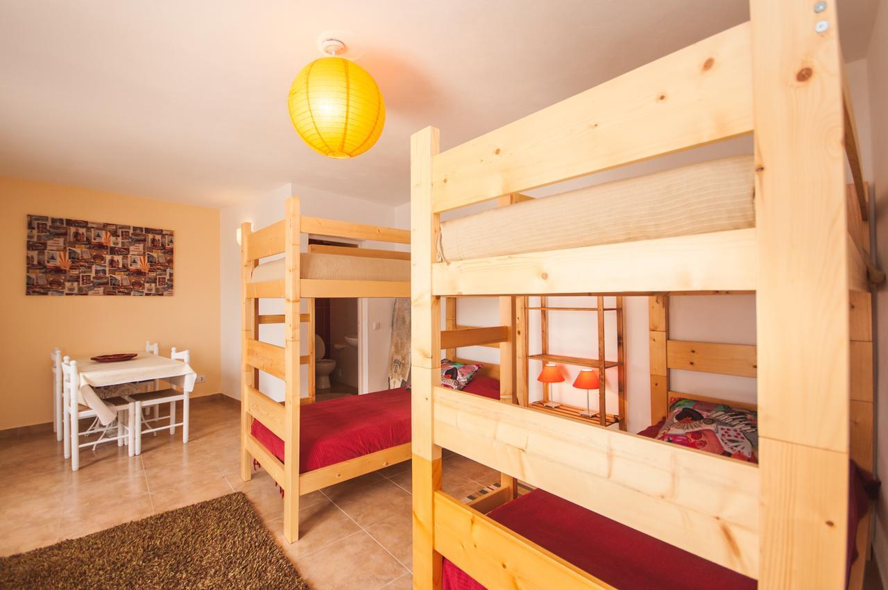 Bed and Breakfast Rivers Nation Surf Camp à Atouguia Da Baleia Extérieur photo